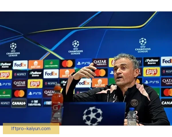 恩里克执教理念引发关注，展现足球战术新趋势与思考